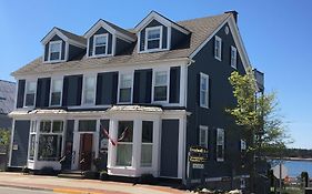 Treadwell Inn